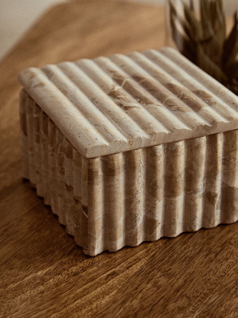 Corio Square Chocolate Marble Box