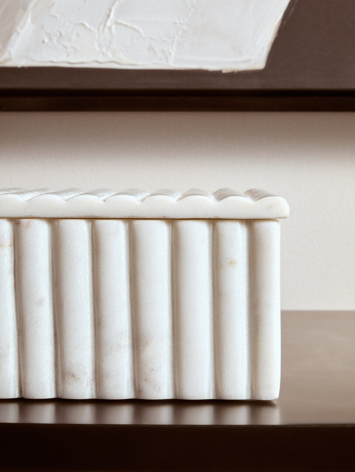 Oria Square White Fluted Marble Box