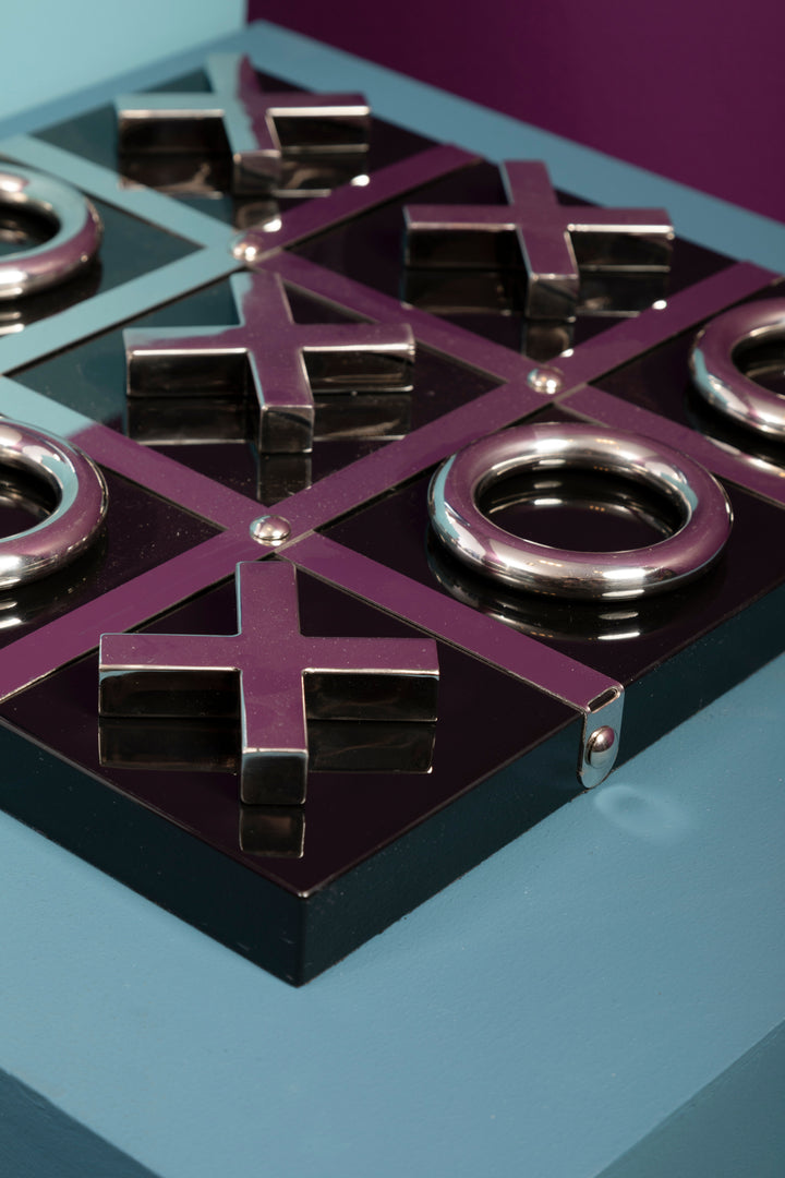 Atri Black And Silver Tic Tac Toe Game