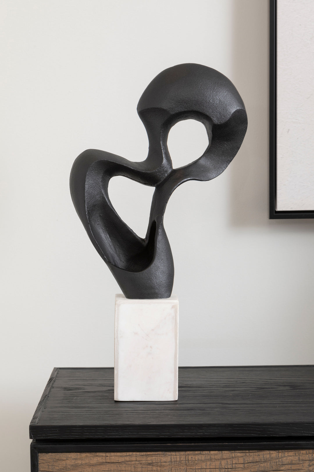 Desio Knot Sculpture