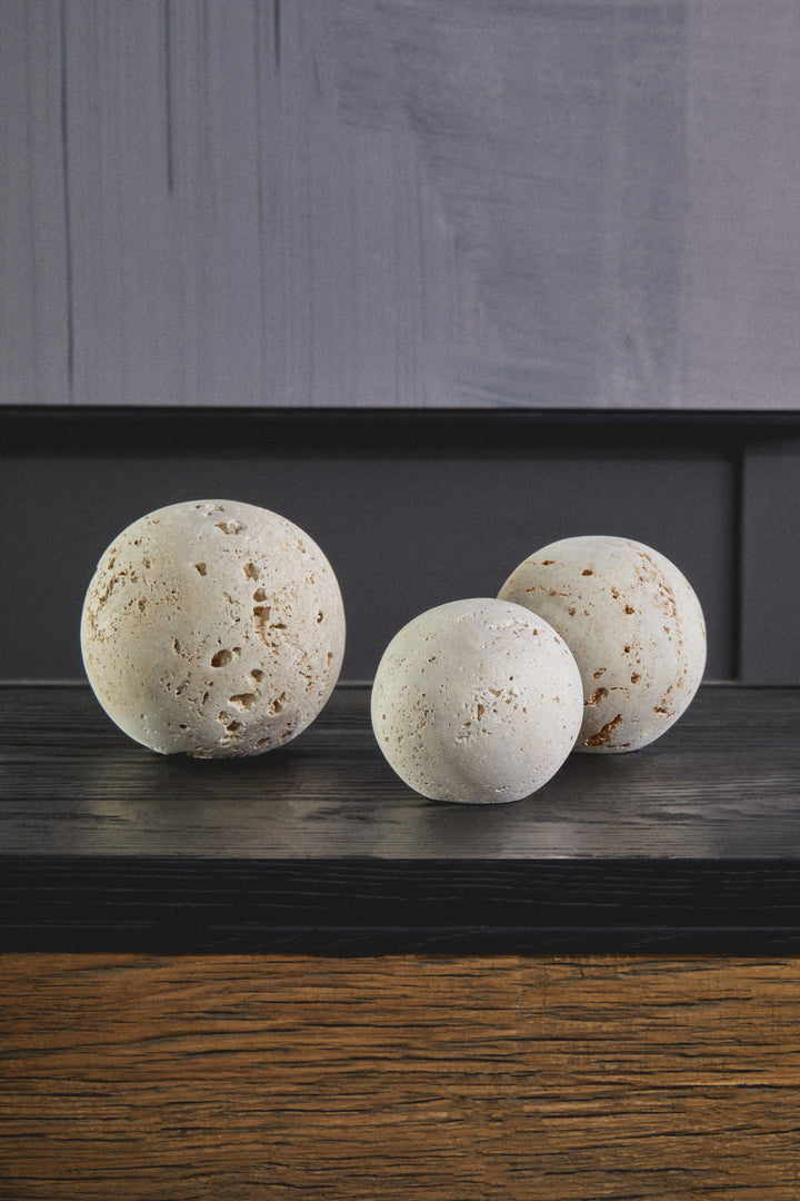 Avola Travertine Set of 3 Deco Balls
