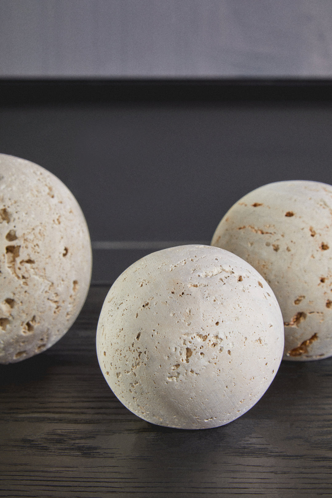 Avola Travertine Set of 3 Deco Balls