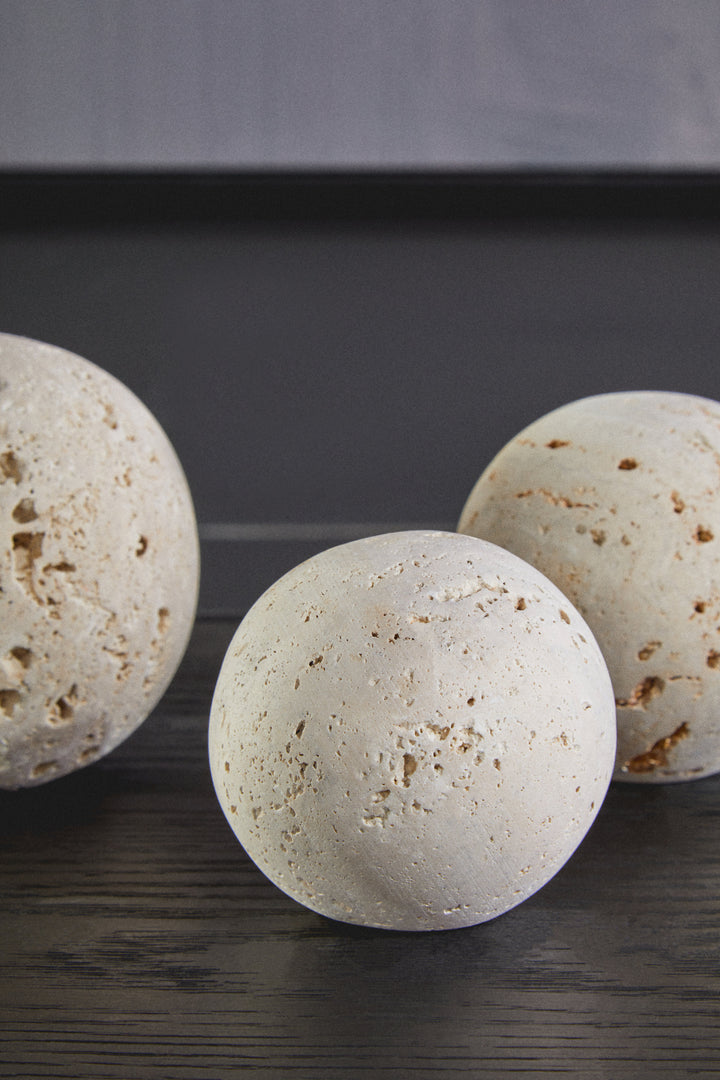 Avola Travertine Set of 3 Deco Balls