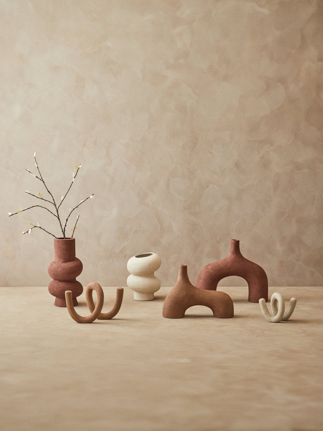Urbino Large Textured Beige Loop Sculpture