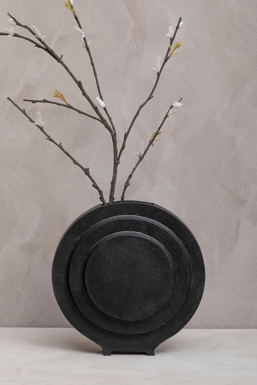 Remo Round Matte Black Finish Vase