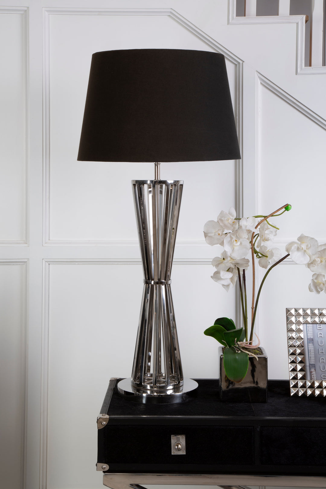 Pavia Table Lamp with Twisted Base
