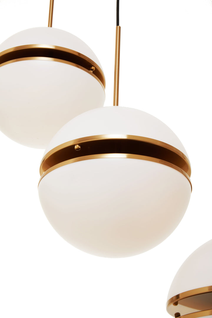 Vasto Five Ball Brass Pendant Light