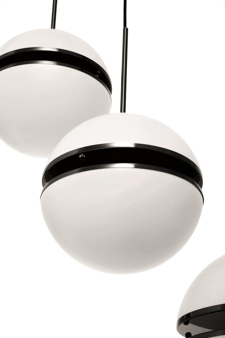 Vasto Five Ball Matte Black Pendant Light
