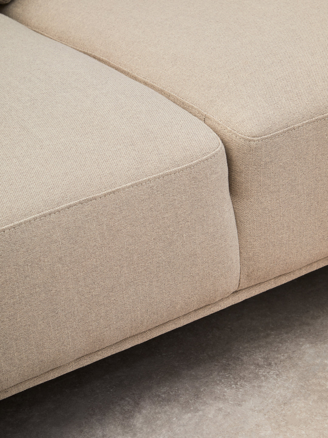 Taranto Neutral Three Seat Right Chaise Sofa