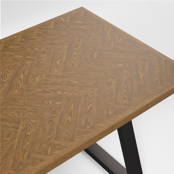 Vannes Whisky Dining Table