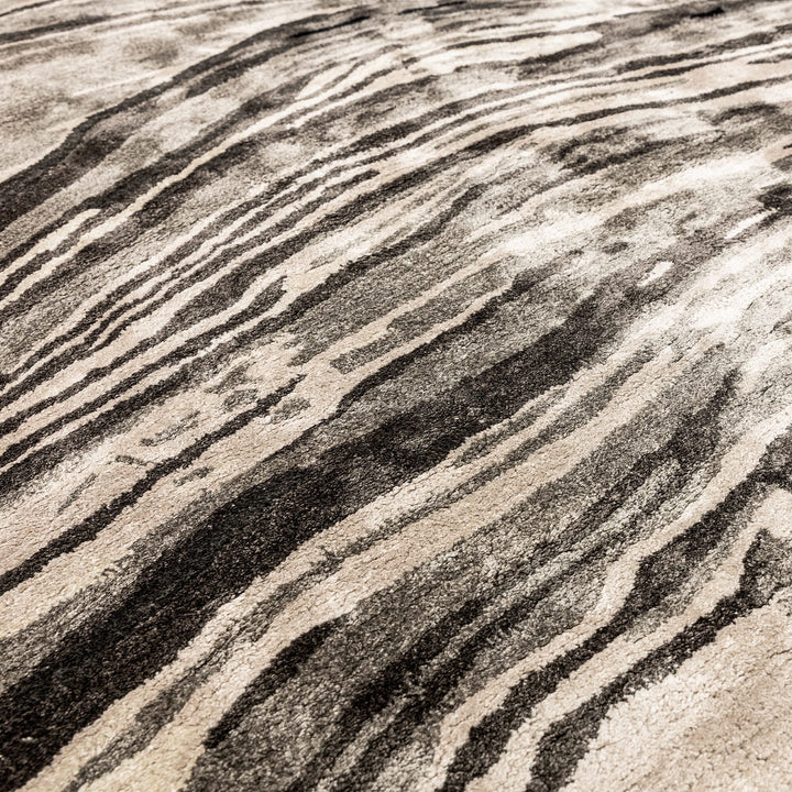 Tuscany Marquina Marble Rug